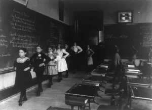 Schöner Schritt um den Klassenzimmer herum, 3. Division, (1899?). Ersteller: Frances Benjamin Johnston. Schöner Schritt um den Klassenzimmer herum, 3. Division, (1899?). Ersteller: Frances Benjamin Johnston