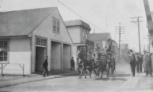 Vintage American Street Scenes Drucke: Fire drill, between c1900 and 1916. Creator: Unknown