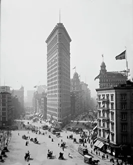 Flatiron Building NYC Drucke: Flatiron Building, New York, N.Y. between 1902 and 1910. Creator: Unknown