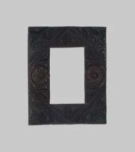 Old Fashioned Picture Frames Drucke: Frame, c. 1900. Creator: Unknown
