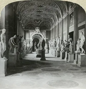 Galerie von Statuen im Vatikanum, 1910 (Kreier unbekannt)