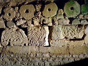 Archaeological Site Photos Drucke: Gallo-Roman crypt
