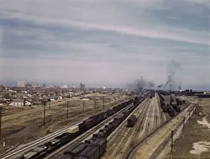 Allgemeiner Blick auf die Stadt und die Bahnstrecke Atchison-Topeka-Santa-Fe in Amarillo (Texas), 1943. Ersteller: Jack Delano