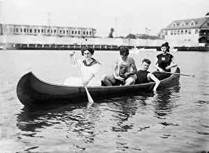 Im guten alten Sommerzeit, 1907-1923 (Kanu), Kreatör: Bain News Service