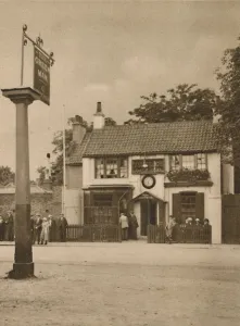 Der Grüne Mann auf Putney Heath, um 1935. Schöpfer: Unbekannt.