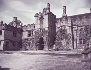 Ack Ware Images Drucke: Haddon Hall, Peak District, c1955. Creator: Arthur Charles Kirby Ware