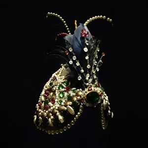 Drucke von Kopfschmuck für Ida Rubinstein im Ballett Schéherazade aus dem Jahr 1910. Im Bestand der Bibliothèque-Musée de l'Opéra Garnier in Paris zu finden Leon Bakst Drucke: Kopfschmuck für Ida Rubinstein im Ballett Scheherazade von 1910