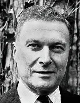 Science History Figures Drucke: Hilary Koprowski. Creator: Unknown