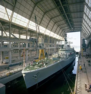 Drucke von Die HMS Cleopatra im Devonport-Frégenschiffskomplex in Plymouth, Devon, 1977 Beira Drucke: Die HMS Cleopatra im Frégattengelände von Devonport in Plymouth (Devon), 1977