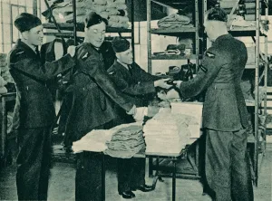 Royal Air Force Personnel Drucke: Issue of Equipment, 1940