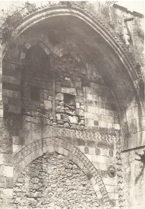 Auguste Salzmann Photography Drucke: Jerusalem, Palais de rois de Jerusalem, Entree principale, 1854