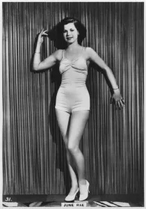 Vintage Swimsuit Styles Drucke: June Rae, c1938