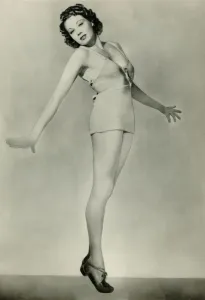 Cigarette Card Collectible Drucke: Kitty Glen, 1938. Creator: Unknown