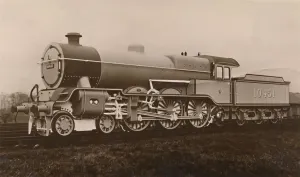 British Steam Locomotives Drucke: An L. M. S. Superheated Express Passenger Engine, 1927. Creator: Unknown