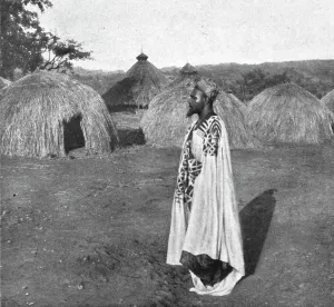 Die Chefin der Same, im Land Woute, oder die einheimische Rasse hat einen Typus einer bemerkenswerten Feinheit, 1916 Schöpfer: Unbekannt.