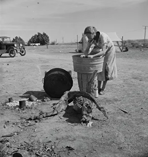 Waschenanlagen im Migrationslager für Arbeitskräfte, Imperiale Talsenke Kalifornien nahe Calipatria 1937. Erstellerin: Dorothea Lange