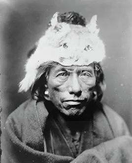 North American Ethnography Drucke: Lynx cap, c1905. Creator: Edward Sheriff Curtis