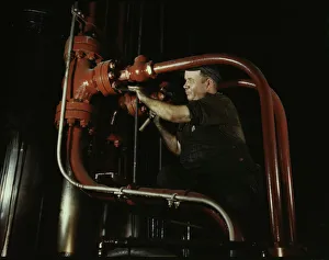 World War Two Industry Drucke: Maintenance man at the Combustion Engineering Co