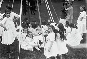 Black And White Historic Photos Drucke: May Pole - Central Park, between c1910 and c1915. Creator: Bain News Service