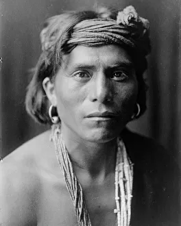 North American Indigenous People Drucke: Nova-Walpi, c1906. Creator: Edward Sheriff Curtis