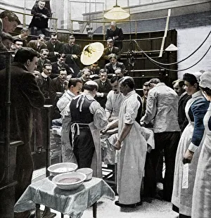 Eine Operation am Charing Cross Krankenhaus in London, 1901 (1903). Künstler: Time Life Pictures