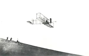 Orville Wright testet seinen Segel in Kitty Hawk, Nordcarolina (USA), 1911. Erfinder: NASA