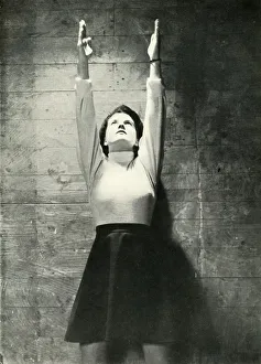 Cecil Beaton Photography Drucke: P. T. Instructor, c1943. Creator: Cecil Beaton