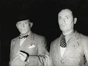 Drucke von Pablo Picasso und Joan Miró, als jung Pablo Picasso Drucke: Pablo Picasso und Joan Miró, als Jugendliche.