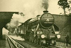 Locomotive Photography Drucke: A Pacific Engine Picking Up Water at the Rate of 2, 500 Gallons in Ten Seconds - London