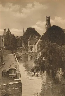 Flemish Architecture Style Drucke: Panorama du Quai Vert, c1928