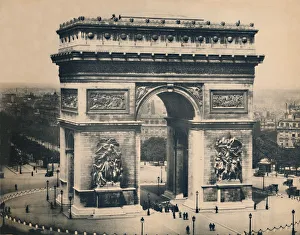 Paris Arc De Triomphe Drucke: Paris. - L Arc De Triomphe. - LL, c1910. Creator: Unknown