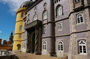 Sintra Portugal Drucke: Partial view of the Pena Palace complex