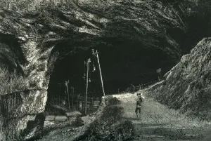 Castleton Derbyshire Drucke: The Peak Cavern, c1870