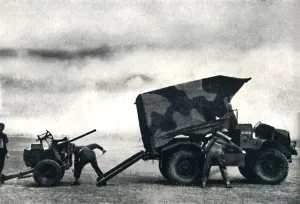 Military Equipment Drucke: Performance: unlimbering at top speed, 1941. Artist: Cecil Beaton