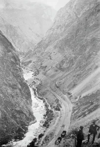 South American Geography Drucke: Peru Scenes, 1912. Creator: Harris & Ewing. Peru Scenes, 1912. Creator: Harris & Ewing