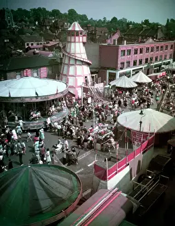 Ack Ware Photography Collection Drucke: Pinner Fair, Middlesex, c1955-1965. Creator: Arthur Charles Kirby Ware