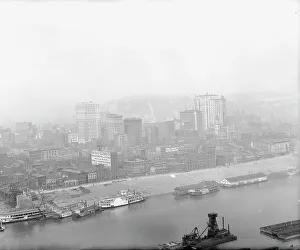 Black And White America Drucke: Pittsburg[h] from Mt. Washington, c1903. Creator: Unknown