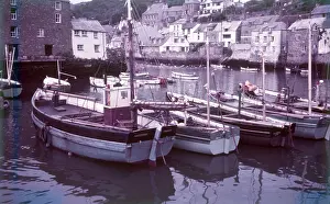 Polperro Harbour Drucke: Polperro Harbour, Cornwall, c1955. Creator: Arthur Charles Kirby Ware