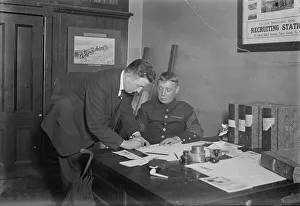 US Marine Corps History Drucke: Recruiting Marines, between c1915 and c1920. Creator: Bain News Service