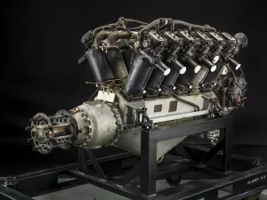 Rolls-Royce Eagle VIII, V-12 Motor, um die Jahrhundertwende herum. Ersteller: Rolls-Royce