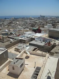 Dachblick und Mittelmeer, Sousse, Tunesien, 2009. Ersteller: Amanda Waite