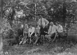 Black And White Group Portraits Drucke: Rothbart, Albert, Mr. group, in the woods, between 1920 and 1935. Creator: Arnold Genthe