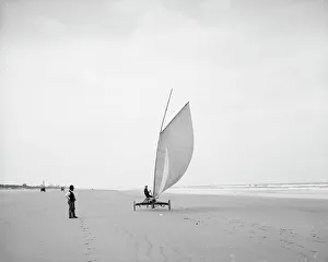 Segeln am Strand in Ormond, Fla., zwischen 1900 und 1910. Schöpfer unbekannt