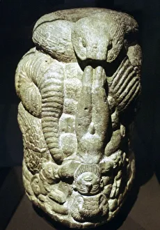 Ancient Mesopotamia Artwork Drucke: Serpent and Man vase