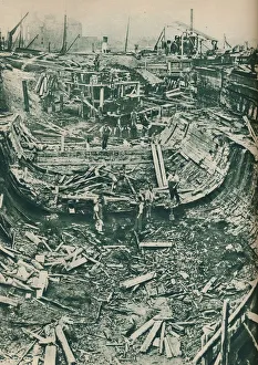 Dry Dock Construction Drucke: The Ship that Became A Dry Dock, 1937