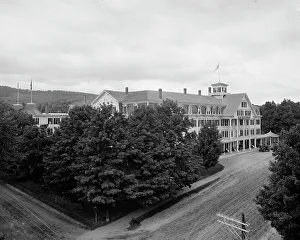 Historic Buildings In USA Drucke: The Sinclair, Bethlehem, N.H. c1907. Creator: Unknown