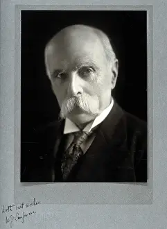 Gerahmter Druck : Sir William John Ritchie Simpson. Schöpfer: Claude Harris Gerahmter Druck : Sir William John Ritchie Simpson. Schöpfer: Claude Harris