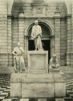 Colonialism In India Drucke: Statue of Warren Hastings, 1925. Creator: Unknown