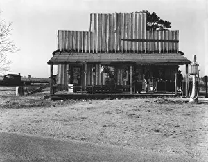 Geschäft mit falscher Fassade in der Nähe von Selma, Alabama 1936 Künstler: Walker Evans