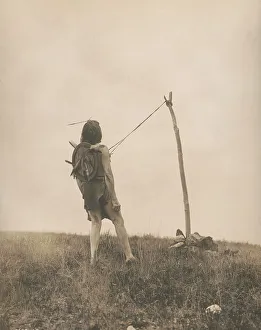 Native American Rituals Drucke: For strength and visions-Apsaroke, c1908. Creator: Edward Sheriff Curtis